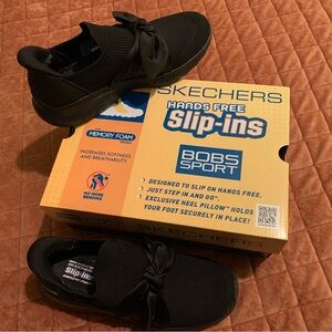 Skechers BOBS SQUAD Hands Free Slip-ins Size 7 w/ orig box, tags, & packaging